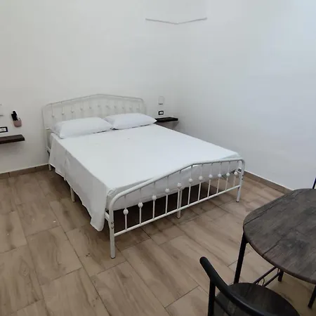 Frühstückspension Via Roma 3*