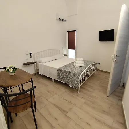 Via Roma 3* Sannicola