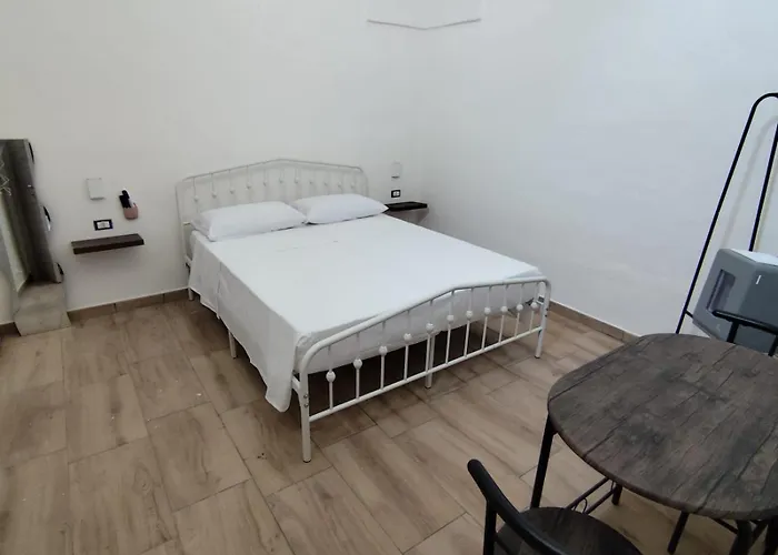 Bed & Breakfast Via Roma 3*