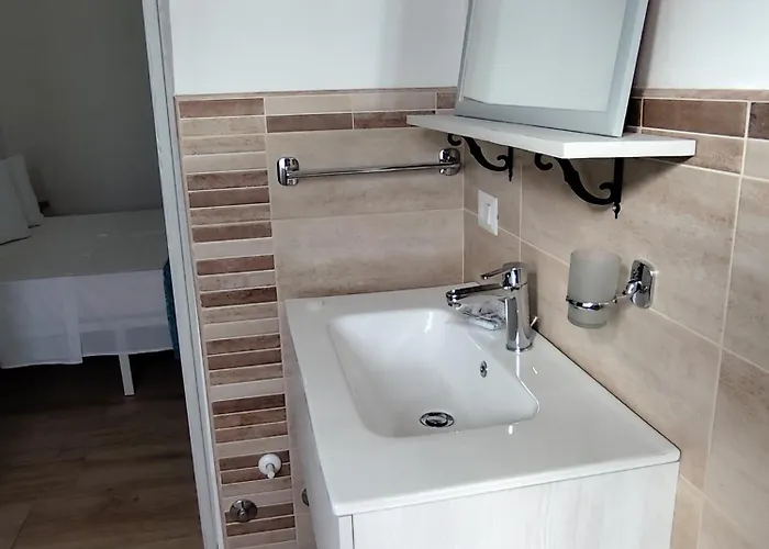 Via Roma 3* 산니콜라